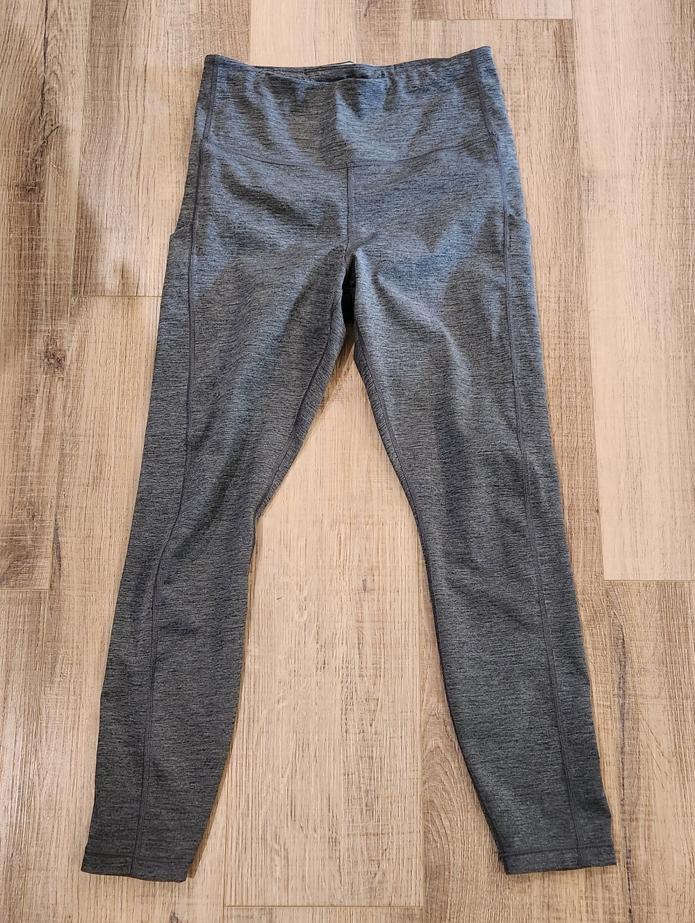 Athleta Ultimate Stash Pocket 7/8 Tight Leggings Womens Small Gray Heather
